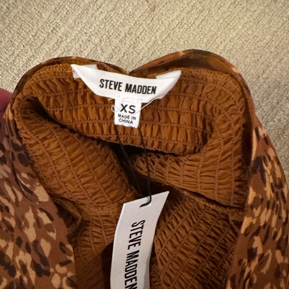 Steve Madden leopard print mini dress. - Picture 5 of 5